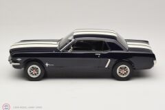 1:18 Norev 1966 Ford Mustang Coupe - Nightmist Blue