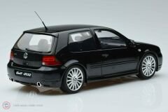 1:18 2003 Volkswagen Golf IV R32