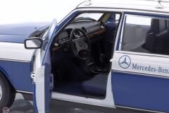 1:18 Norev 1980 Mercedes Benz 200TE SW W123 Mercedes Car Service