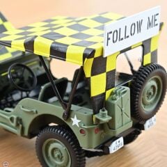 1:18 Norev 1944 Jeep Army - Follow Me