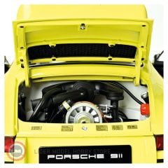 1:8 IXO Porsche 911 Carrera RS 2.7 Kit