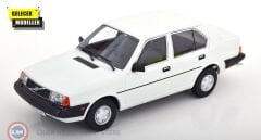 1:18 Triple9 1987 Volvo 340