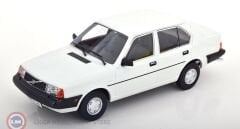 1:18 Triple9 1987 Volvo 340