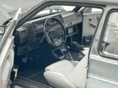 1:18 Norev 1988 Volkswagen Golf CL
