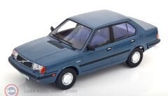 1:18 Triple9 1987 Volvo 360