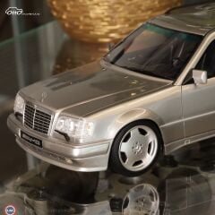 1:18 Otto 1996 Mercedes Benz W124 AMG 70TE  STATION WAGON Brillant Silver