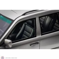 1:18 Otto 1996 Mercedes Benz W124 AMG 70TE  STATION WAGON Brillant Silver