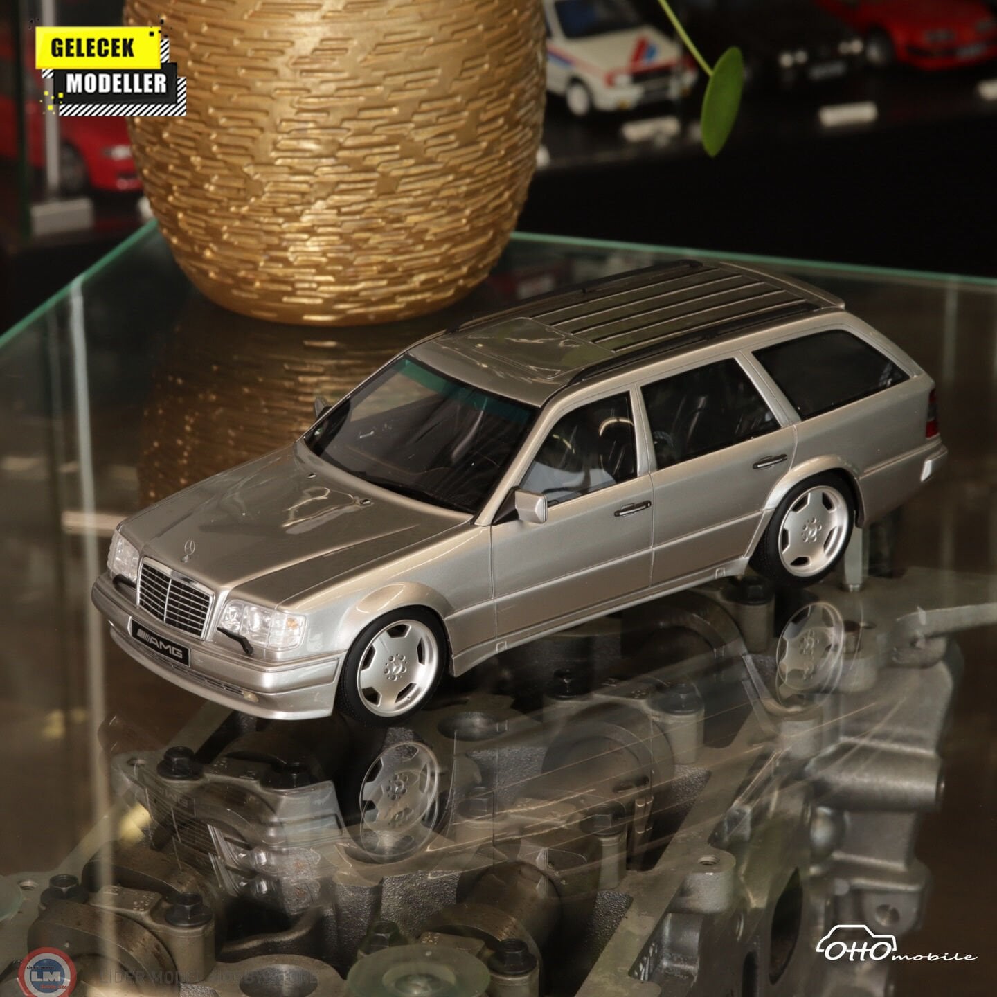 1:18 Otto 1996 Mercedes Benz W124 AMG 70TE  STATION WAGON Brillant Silver