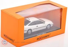 1:43 1989 Opel Calibra