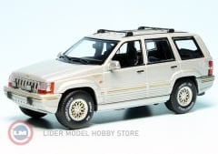 1:43 Maxichamps 1995 Jeep GRAND CHEROKEE