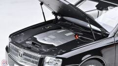 1:18 Autoart 2022 Toyota Century Convertible