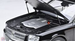 1:18 Autoart 2022 Toyota Century Convertible
