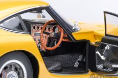 1:18 Autoart 1967 Toyota 2000GT