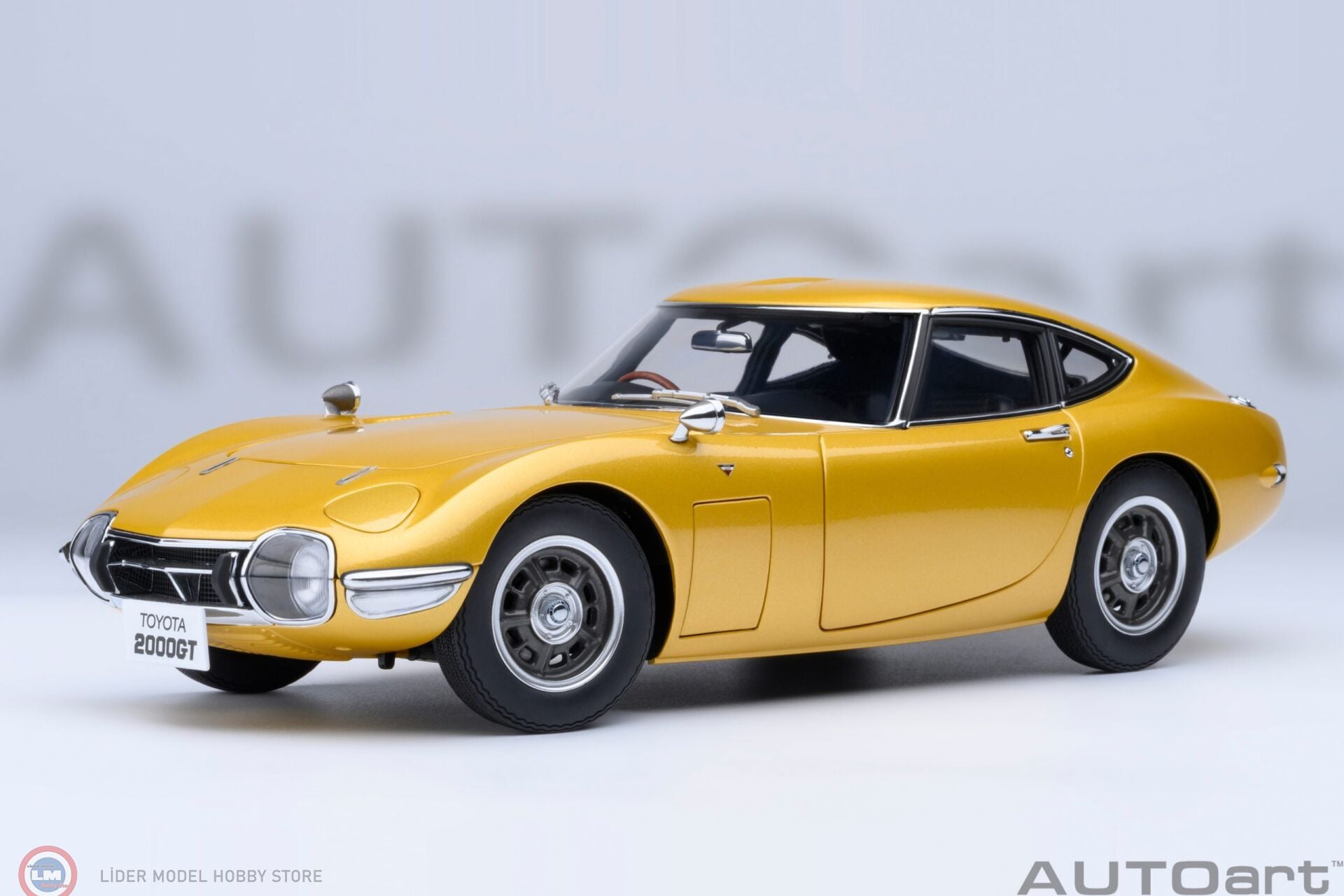 1:18 Autoart 1967 Toyota 2000GT