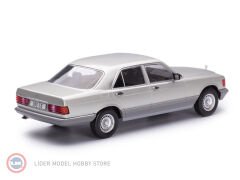 1:18 1979 Mercedes Benz S Class W126