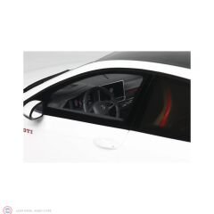 1:18 OTTO 2024 Volkswagen Golf MK8 GTI Clubsport pure white