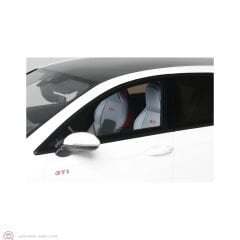 1:18 OTTO 2024 Volkswagen Golf MK8 GTI Clubsport pure white