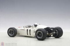 1:18 Autoart Honda RA272 F1 Grand Prix Mexico 1965 #11 R.Ginther (with driver figurine)