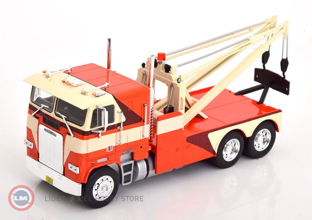 1:43 1984 Freightliner FLA 9664 Tow Truck