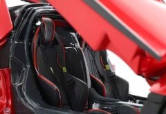 1:18 BBR 2012 Ferrari LaFerrari - open diecast rosso F1 2007 and black roof