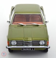1:18 1971 Ford Taunus L Sedan