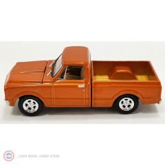 1:64 1967 Chevrolet CK Pickup Copperhead Stacey David's GearZ