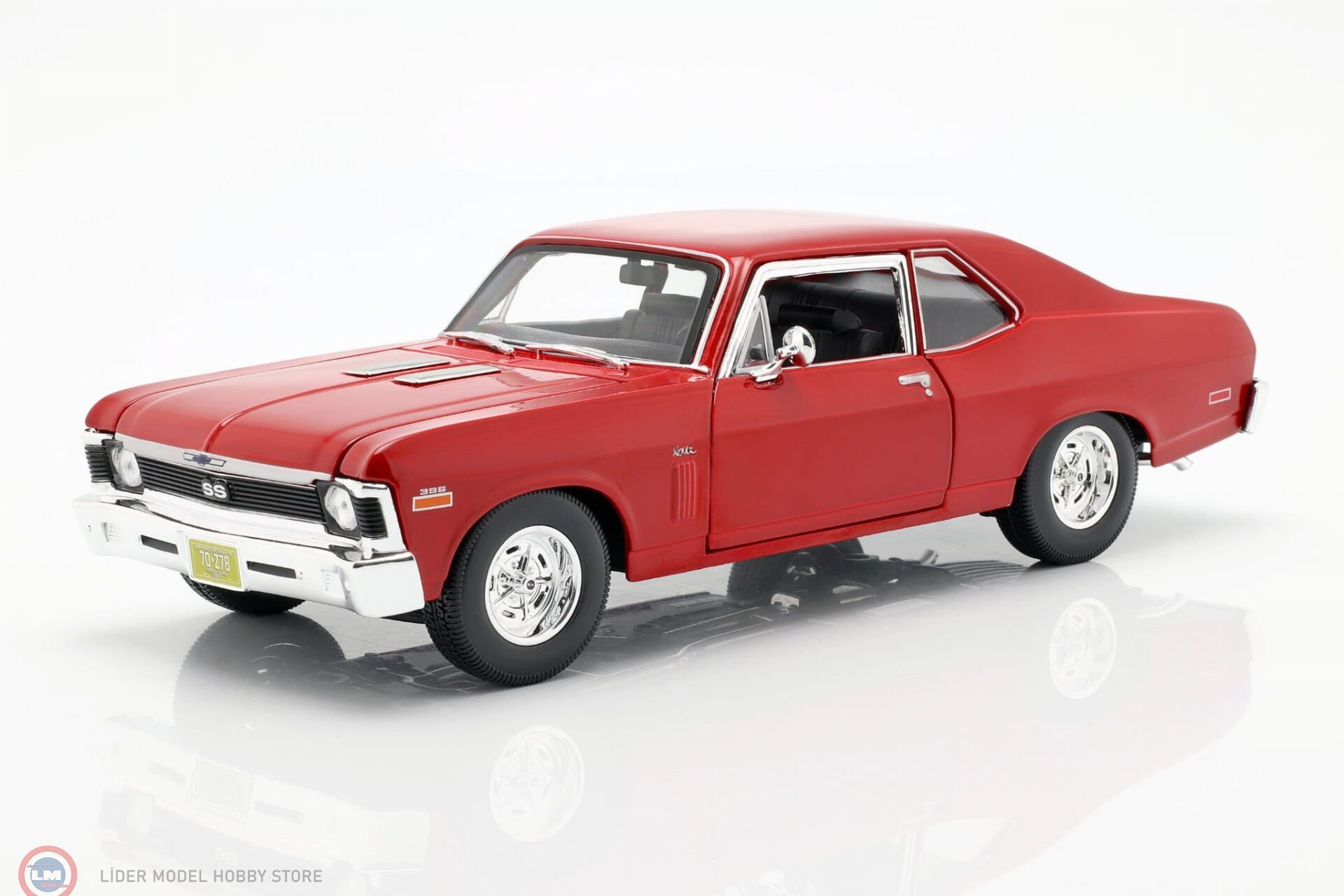 1:18 Maisto 1970 Chevrolet NOVA SS COUPE
