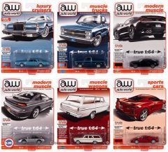 1:64 AutoWorld 2020 Chevrolet Corvette Torch Red with Twin Black Stripes
