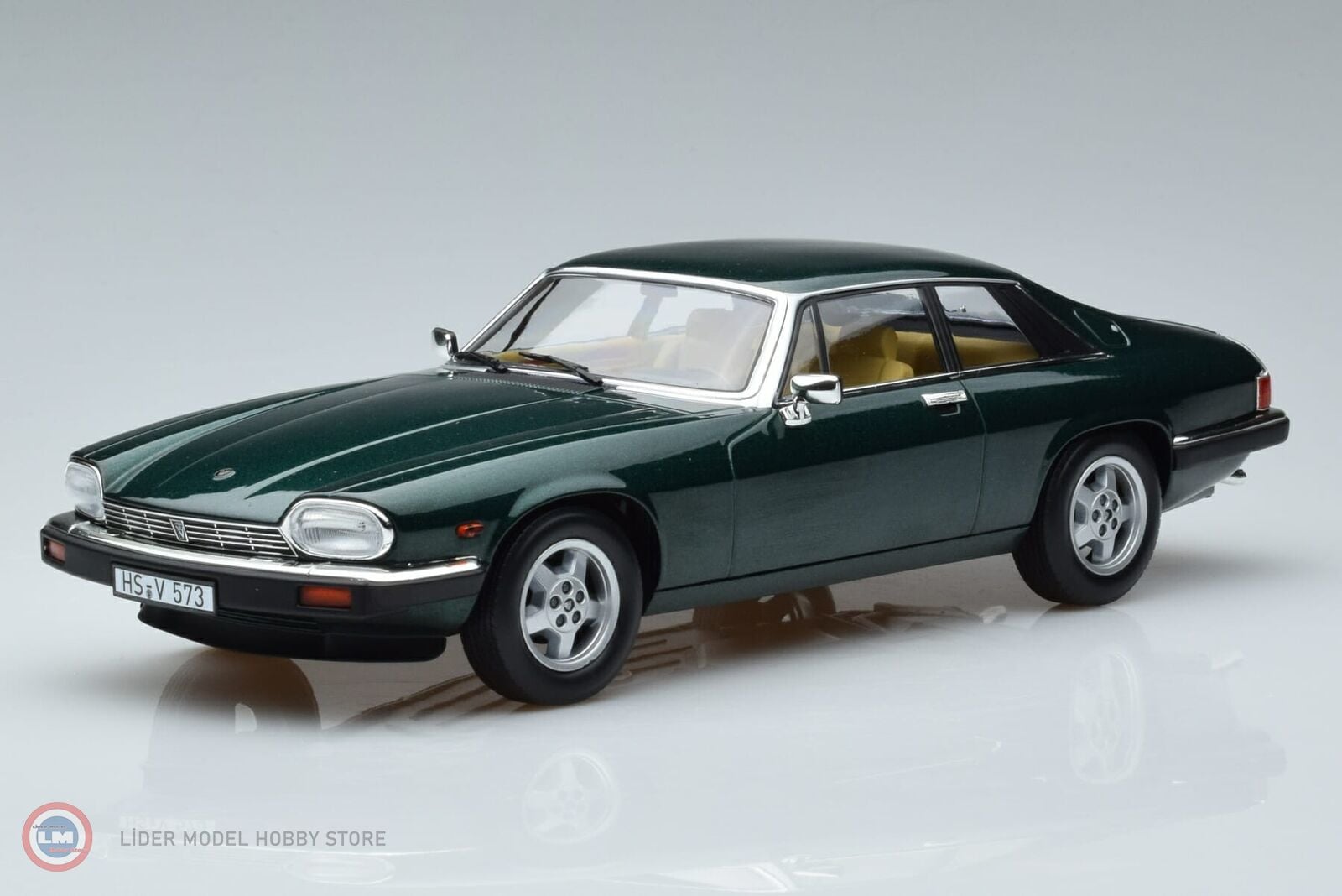 1:18 Norev 1982 Jaguar XJ-S 5.3 H.E. Coupé