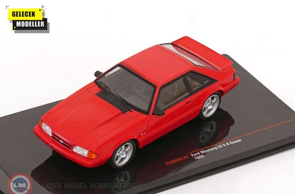 1:43 IXO 1992 Ford Mustang III