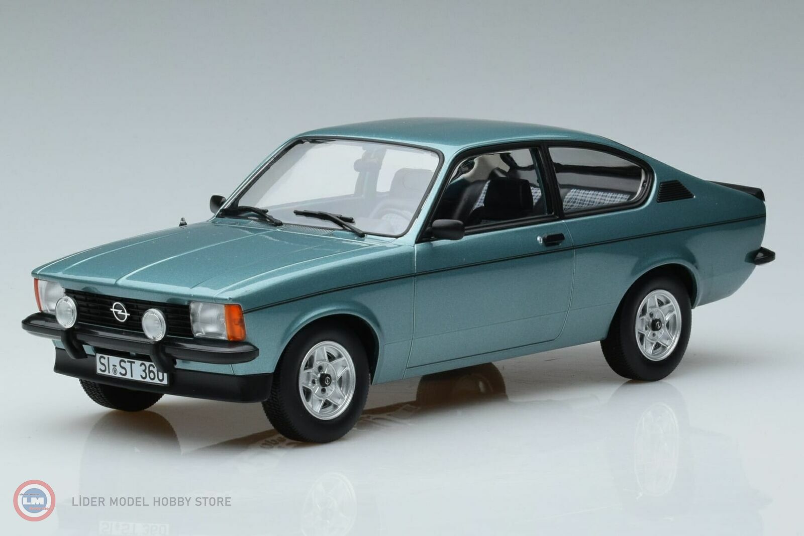 1:18 Norev 1978 Opel Kadett Rallye Winterfest